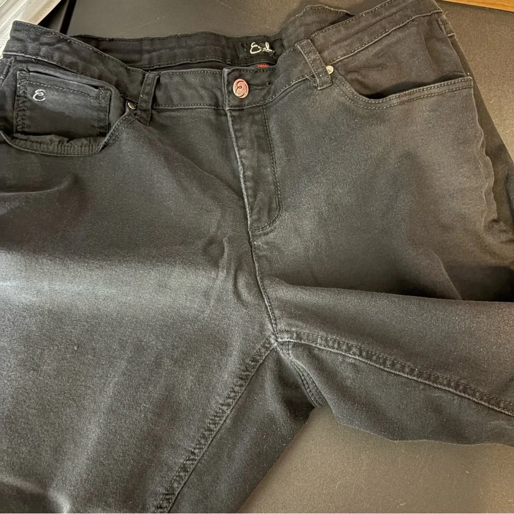 Earl Jeans Capri’s - Picture 5 of 7
